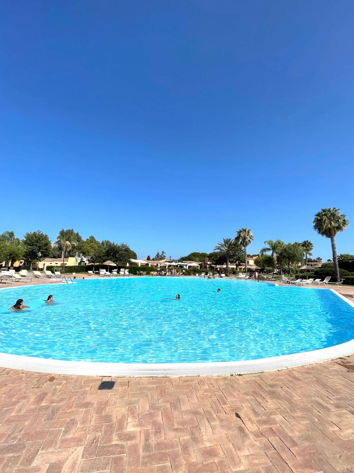 Amarestyle Igv Club Santagiusta Hotel Costa Rei Ngoại thất bức ảnh